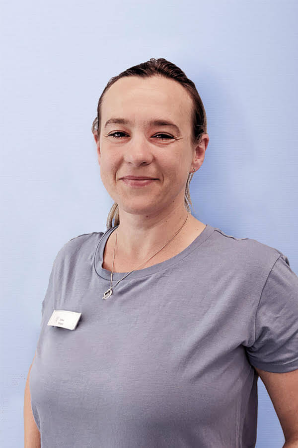 Irina Stranz (Zahnmedizinische Prophylaxeassistentin, Paradontalbehandlung)